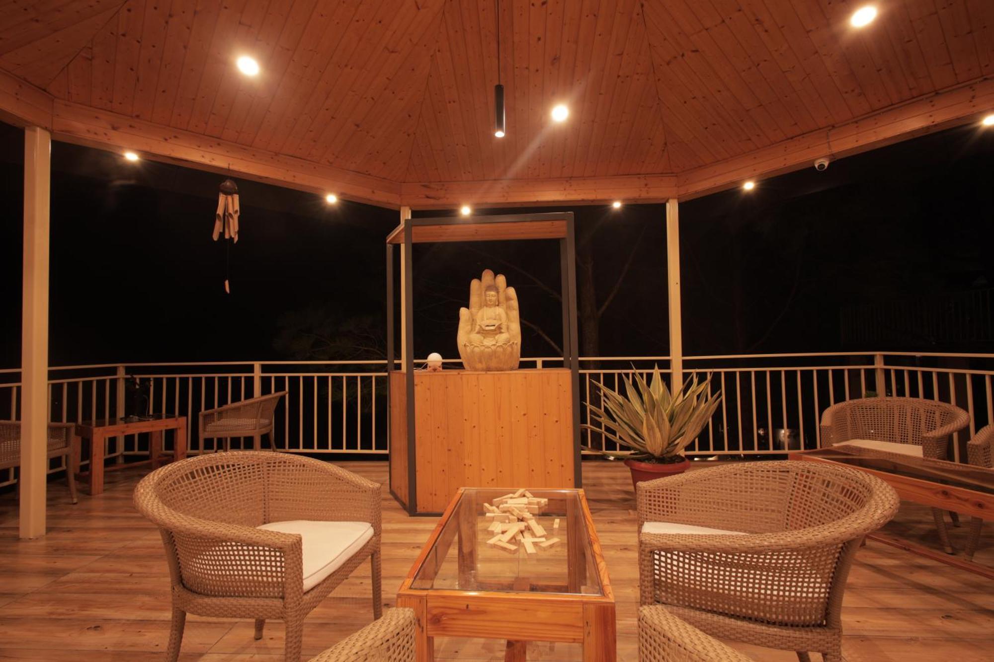 Hotel The Woods Retreat Lansdowne Esterno foto