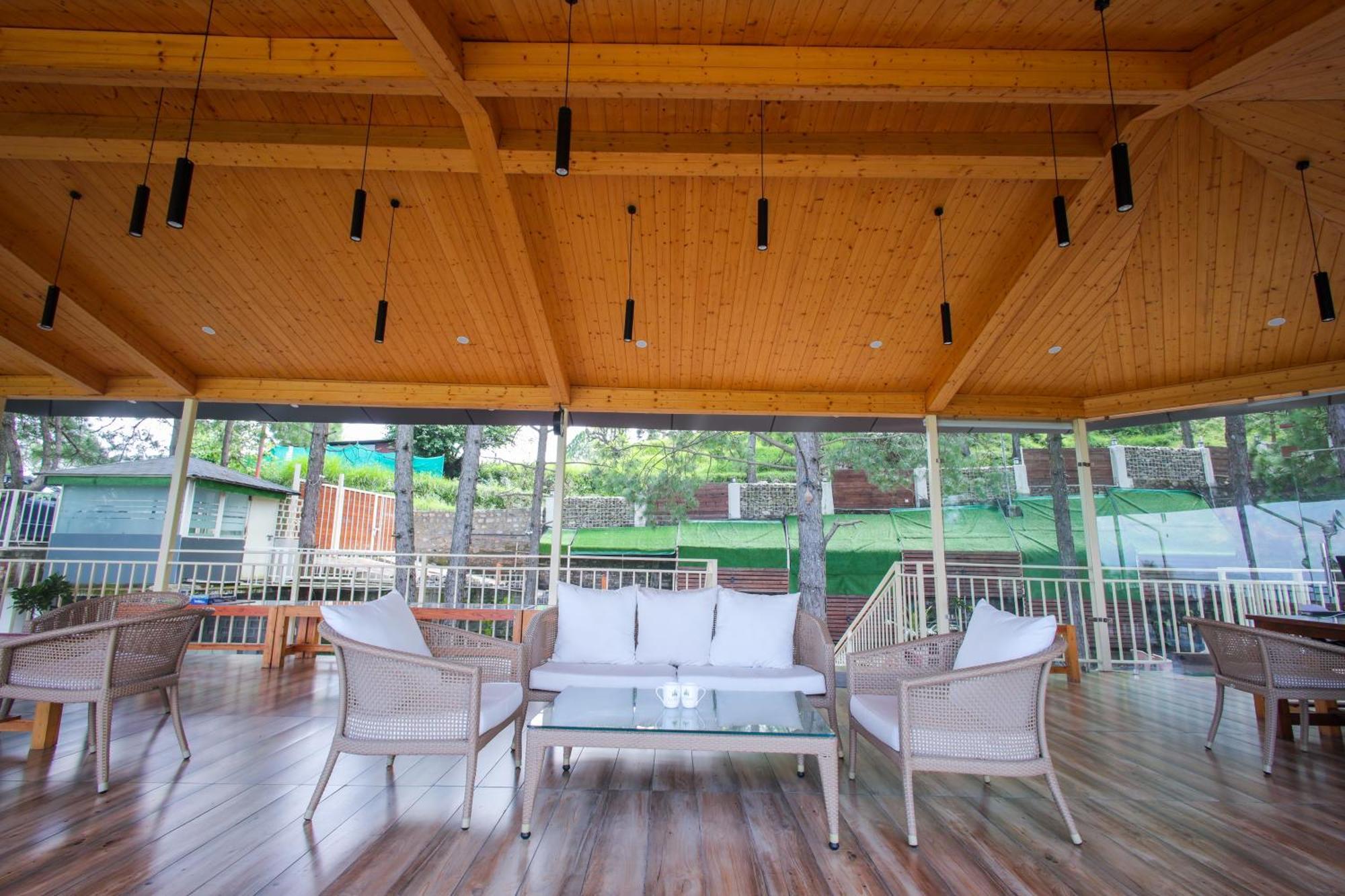 Hotel The Woods Retreat Lansdowne Esterno foto