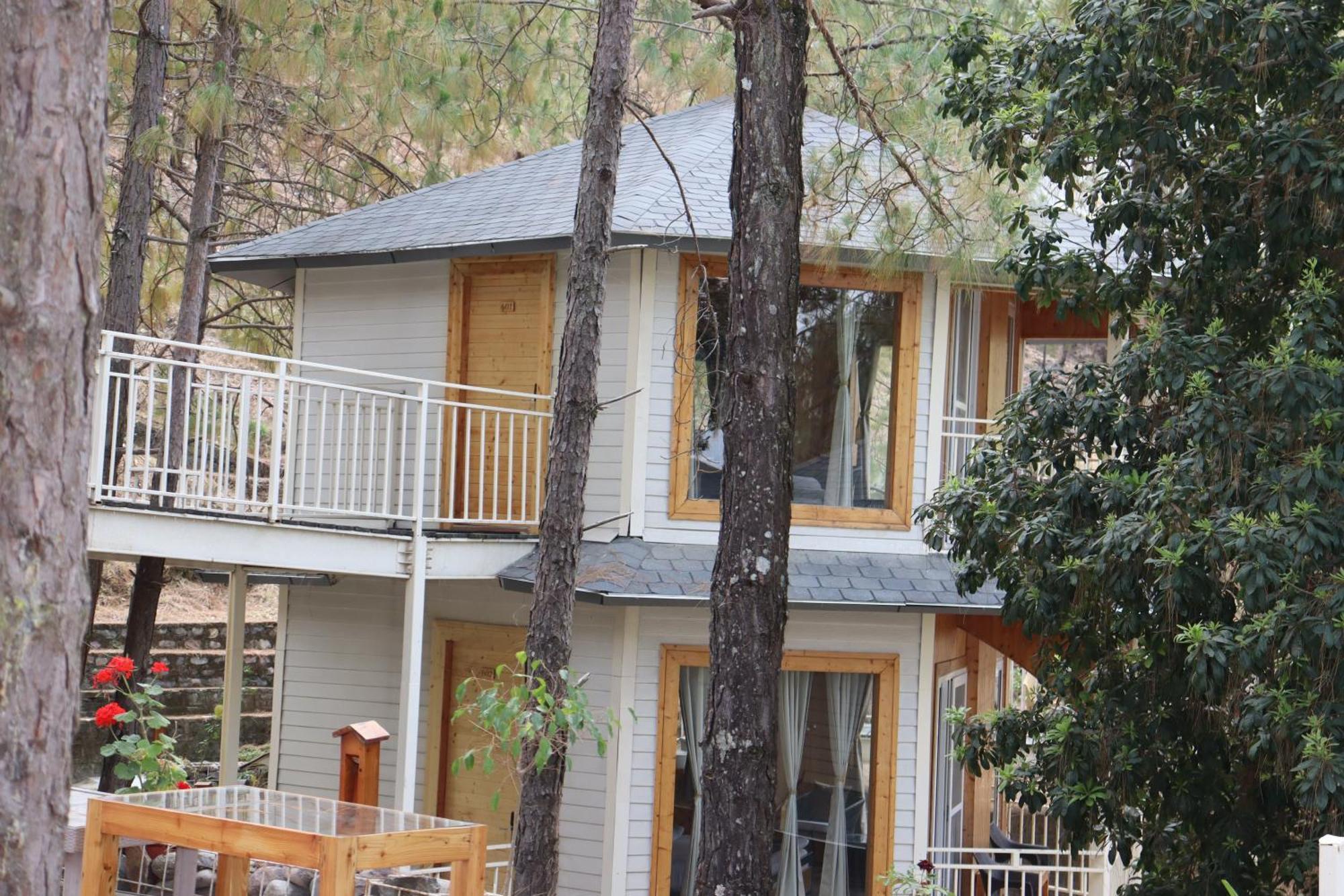 Hotel The Woods Retreat Lansdowne Esterno foto