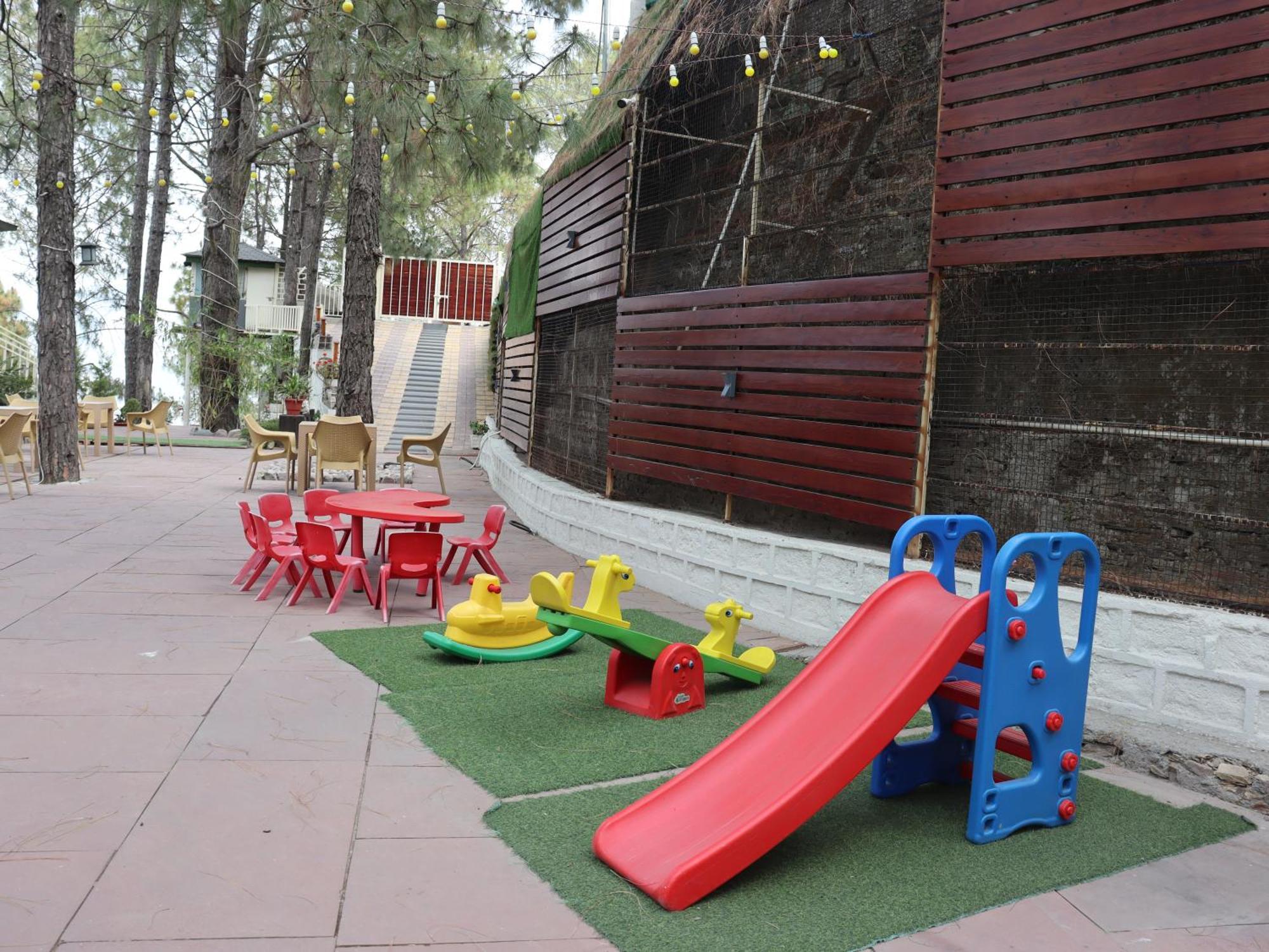 Hotel The Woods Retreat Lansdowne Esterno foto